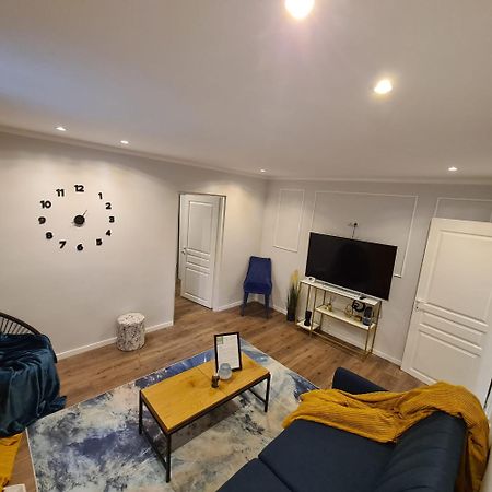 My Cozy Nest - 2 Rooms Apartment Тыргу-Муреш Экстерьер фото