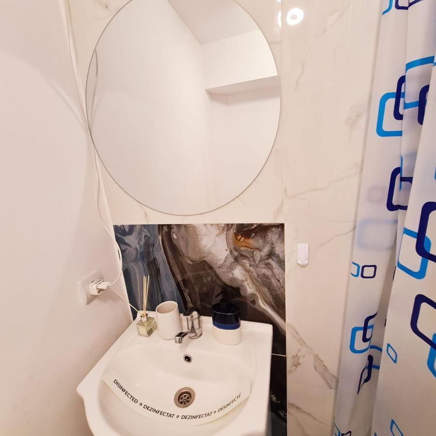 My Cozy Nest - 2 Rooms Apartment Тыргу-Муреш Экстерьер фото