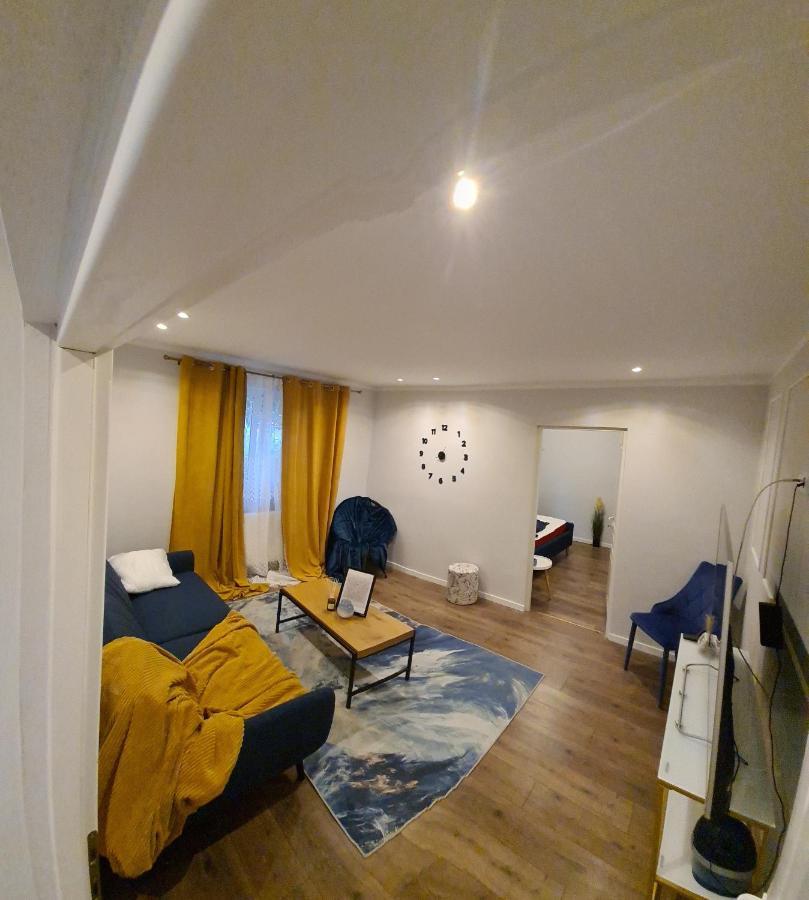 My Cozy Nest - 2 Rooms Apartment Тыргу-Муреш Экстерьер фото